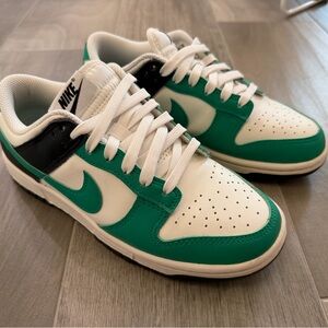 Nike Dunk Green and White Sneakers Women’s 6.5